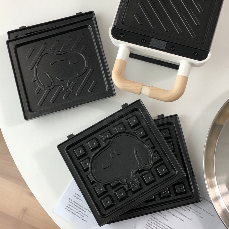 พร้อมส่ง**  เครื่องทำแซนวิช Snoopy waffle maker/sandwich maker