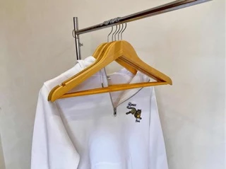 10ชิ้นไม้แขวนเสื้อ ไม้แท้ มีก้าน ยาว45ซม.แพ็คละ10ชิ้น ราคาต่อโหล(YG)