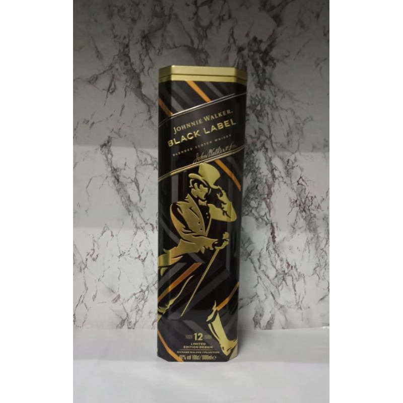 กล่องเหล้าเหล็ก Black Label ขนาด 1 ลิตร