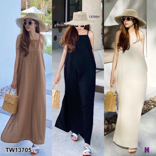 Maxi Dress เดรสยาว สายเดี่ยว เนื้อผ้าลินิน มีกระเป๋าข้างสองข้าง เรียบ หรู ใส่ง่ายชุดเดียวจบเลยจ้า มีความมินิมอล์