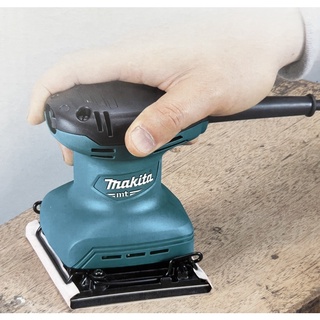 เครื่องขัดกระดาษทราย makita