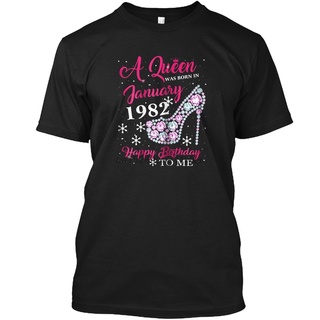 คอลูกเรือเสื้อยืด พิมพ์ลาย A Queen Was Born In January 1982 สําหรับผู้ชายS-5XL