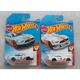 Hotwheels custom 18 ford mustang gt