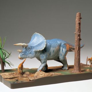 แบบจำลองไดโนเสาร์ TRICERATOPS DIORAMA SET  1/35 (TA60104)