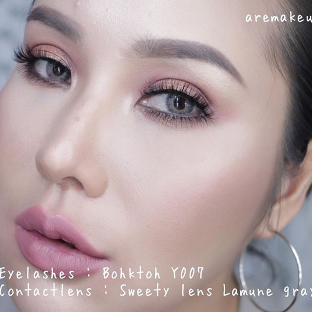 คอนแทคเลนส์ (สายตา -400) Lamune สีเทา ยี่ห้อ Sweety plus Dia 14.5
