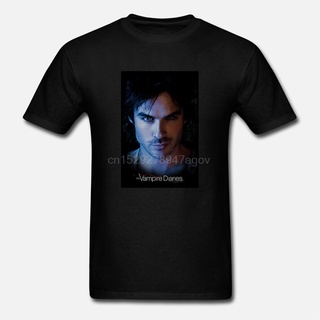 เสื้อยืดผ้าฝ้ายพิมพ์ลายแฟชั่น ใหม่ เสื้อยืดแขนสั้น พิมพ์ลาย The Vampire Diaries Damon สําหรับผู้ชาย Dcihjn40Jibjed92