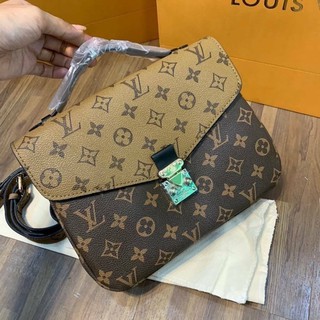 Louisvuitton กระเป๋าหลุยส์ มี2ขนาด 8” กับ 10”