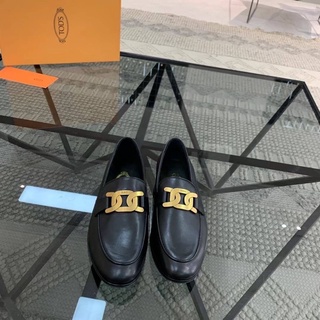 NEW TODS BRANDED METAL CHAIN ACCESSORY LOAFER