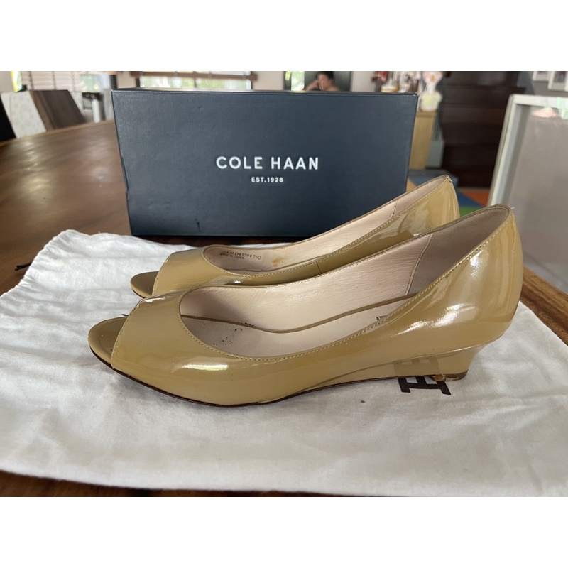 รองเท้าหนังส้นสูงผู้หญิง Cole Haan (ของแท้จากอเมริกา)
