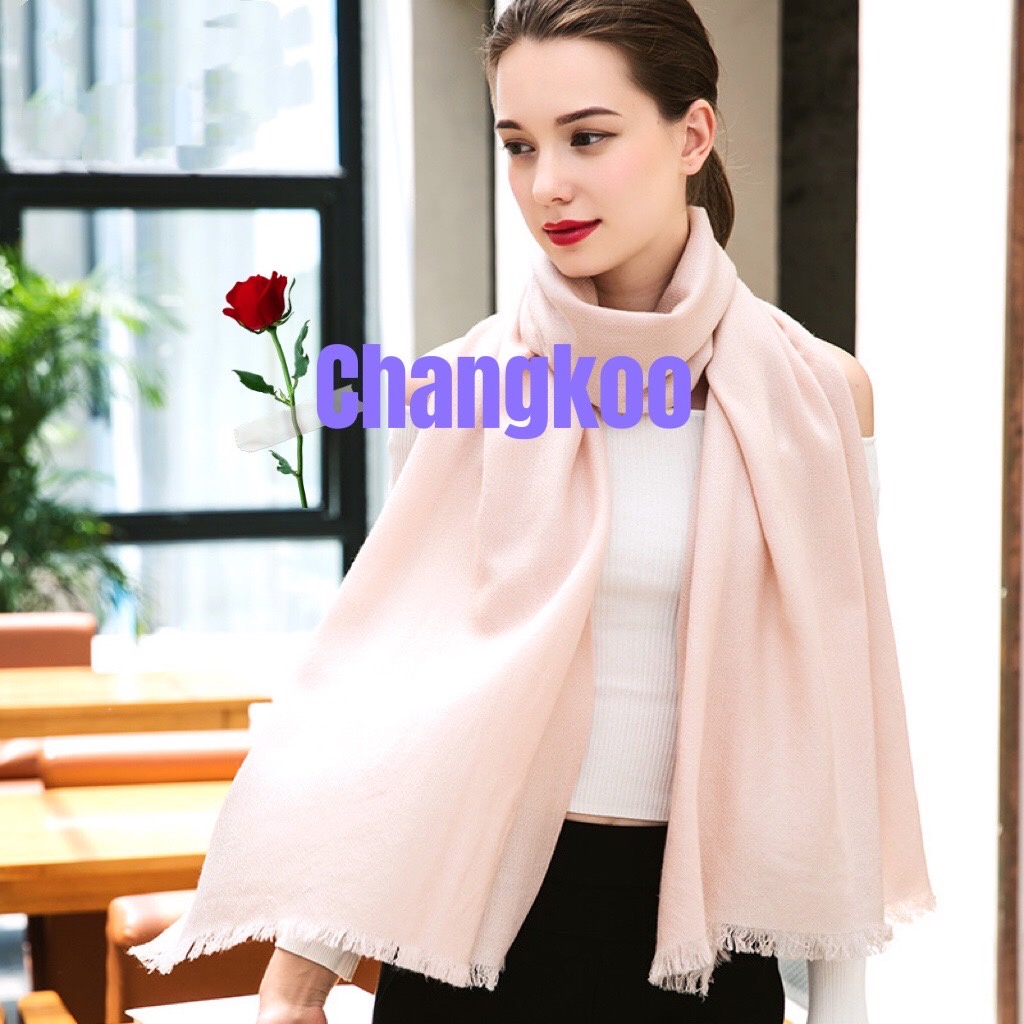 ผ้าพันคอและผ้าผ้าคลุมไหล่ ขนาด200x70 ซม เนื้อผ้าอย่างดี ผ้าหนา สีพื้น รับประกันทุกผืน ราคาสุดค้ม ของใหม่ พร้อมส่งในไทย