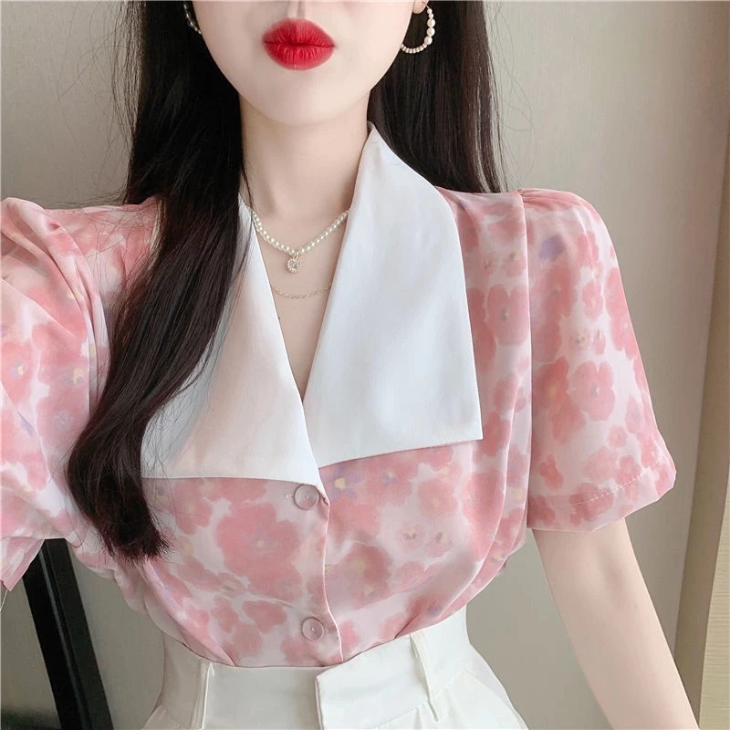 เสื้อตุ๊กตาลายดอกคอวี แขนพอง วินเทจ สีชมพู