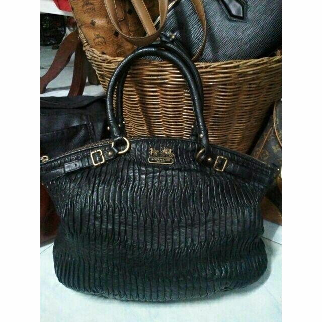 กระเป๋าหนังแท้ 12" COACH มือสอง