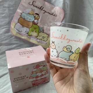 แก้ว Sumikko Gurashi ในกล่องมีแก้วและผ้าเช็ดหน้าผืนเล็ก✨ของใหม่✨