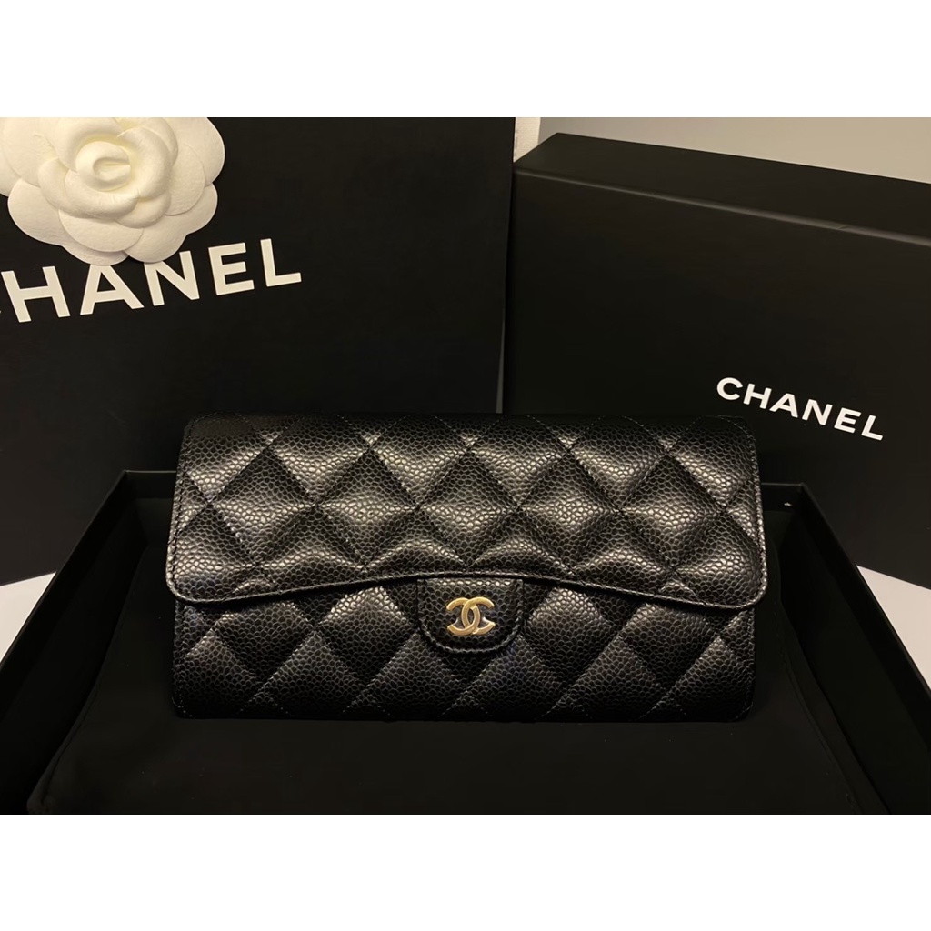 Like new!!! Chanel sarah long wallet ghw