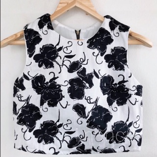 floral crop topเสื้อครอป ซิปหลัง มีซับใน ครอปสวยๆ ครอปดอกไม้ ครอปคุณหนู เสื้อสวยๆ