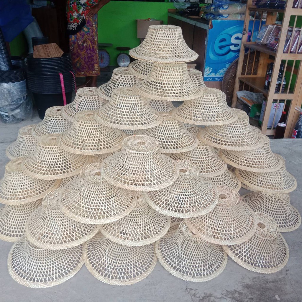 โคมไฟไม้ไผ่ โคมไฟจักสาน งอบโคมไฟขนาด12นิ้วสำหรับงานตกแต่งเคลือบเงาสวยๆสำหรับประกอบตกแต่งโคมไฟ - รูปที่ 2