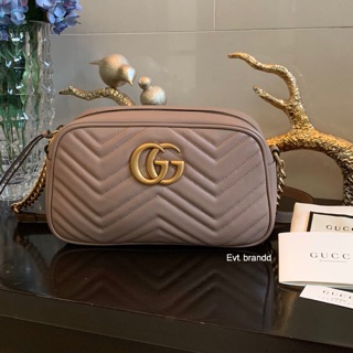 Used like very newwww gucci marmont 24 cm. Beige y.19 Fullset