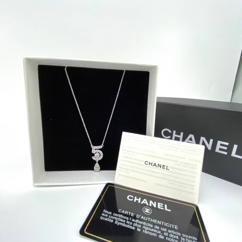 Chanel necklace Hiend💥