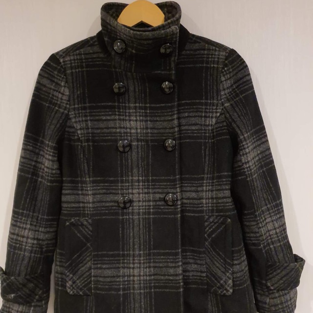 เสื้อโค้ทแบรนด์ Bossini