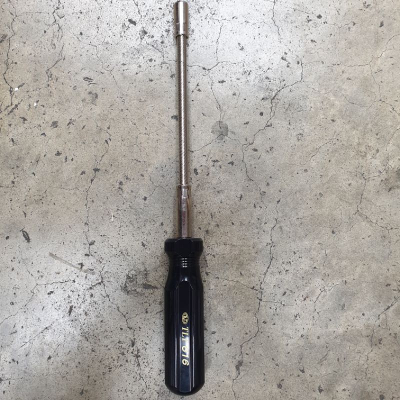 Tonglee ไขควงบ้อกแกนสปริงออ่นตัวยี่ห้อTongleeขนาด7มิล