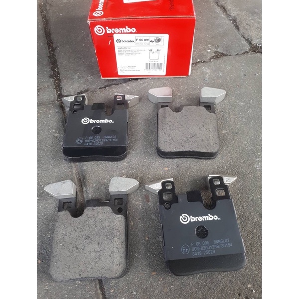 ผ้าเบรคหลังBrembo BMW mperformance F30 F32 F33