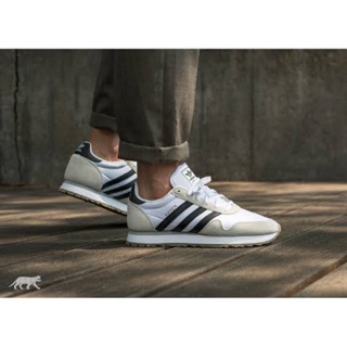 รองเท้าผ้าใบ adidas haven มือสอง