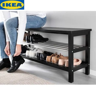 IKEA TJUSIG ชูสสิก ชั้นวางรองเท้าพร้อมที่นั่ง สีดำ108x34x50 ซม. โครงไม้แข็งแรง ด้านบนใช้ไม้พาร์ติเคิลบอรด์นั่งได้