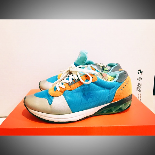 รองเท้า is oq sporuf แท้มือ2