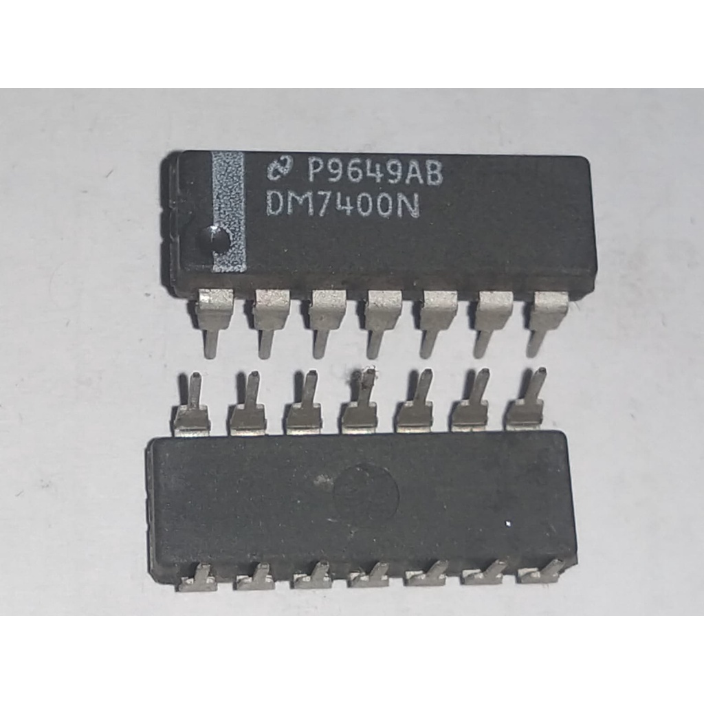 IC DM7400N DM 7400 N Quad 2-Input NAND Gate - Fairchild Semiconductor