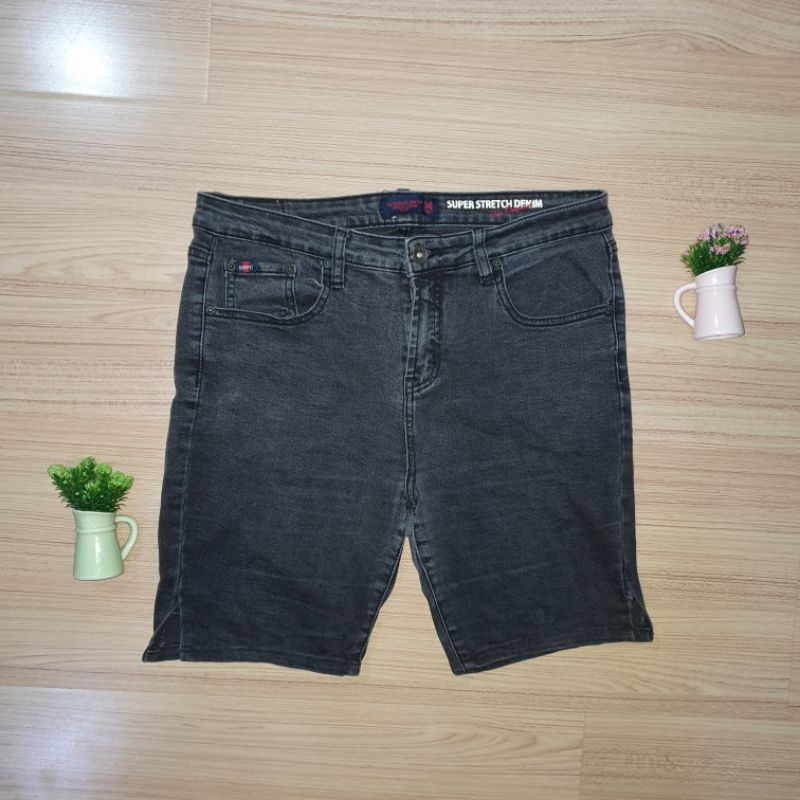 กางเกงยีนส์ขาสั้นมือสอง Beverly hills polo club แท้สภาพนางฟ้า
