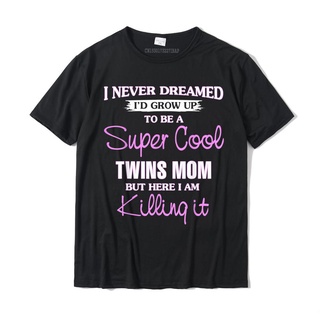 เสื้อยืดผ้าฝ้ายพิมพ์ลายขายดี เสื้อยืด ผ้าฝ้าย พิมพ์ลาย Super Cool Twins Mom Killing It สุดฮา เหมาะกับของขวัญ สําหรับผู้ช