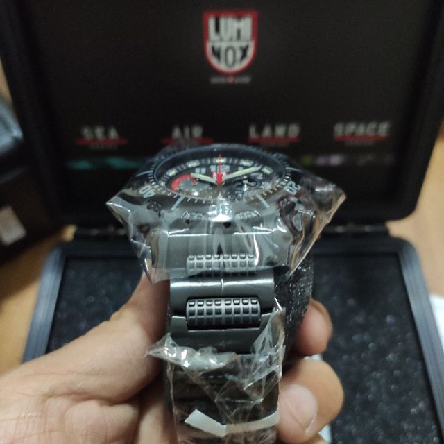 Luminox 4242 discount