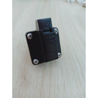 (ใช้โค้ด GRAD88 ลด40% สูงสุด80.- ไม่มีขั้นต่ำ)Low Pressure Switch (สวิทช์ความดัน 3 ขา) ข้อต่อสวมเร็ว ¼ (2หุน)