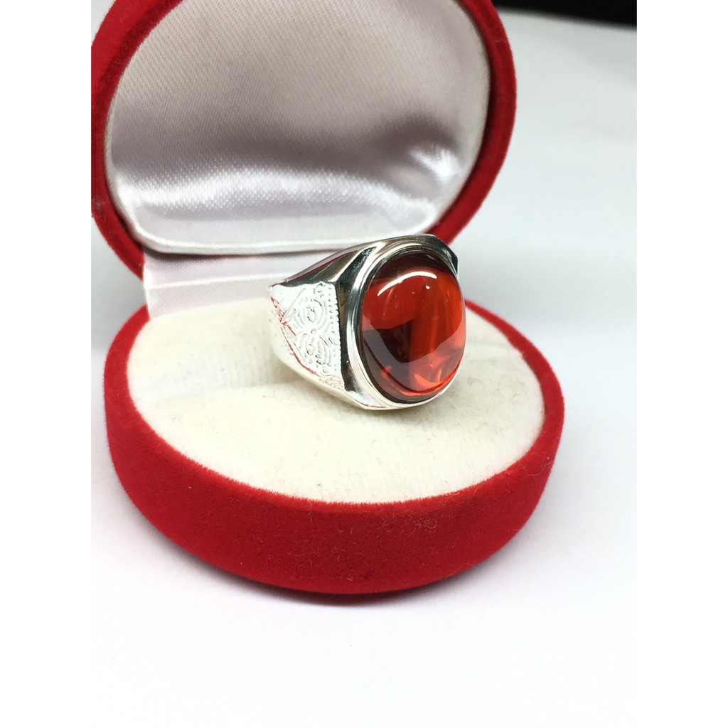 แหวนเงินแท้พลอยโกเมนcz  ขนาด 59,61  ราคา 950 บาท