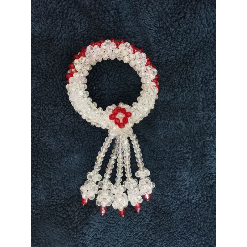 พวงมาลัยคริสตัล​handmade