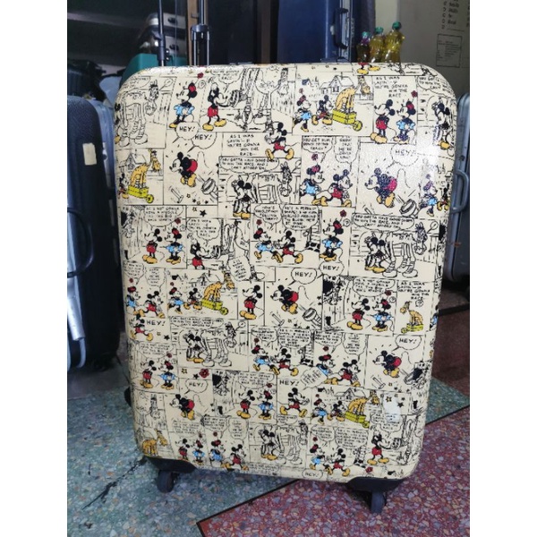 กระเป๋าเดินทางล้อลาก 28 นิ้ว Mickey Mouse