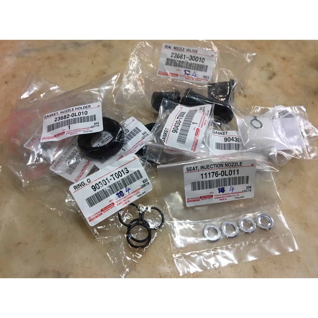 ชุดซ่อมหัวฉีดครบชุด Toyota vigo 11176-0L011/23681-30010/23682-0L010/90301-T0013/90430-T0008 แท้ห้าง 