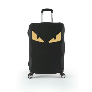 ผ้าคลุมกระเป๋าเดินทาง Luggage Cover "ปีศาจตามอนสเตอร์" ตาสีเหลือง