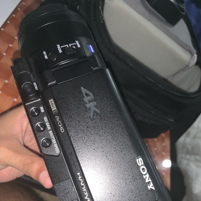 ขายถูกๆ กล้อง Sony 4k  fdr-ax700