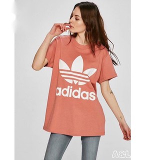 adidas เสื้อยืดแขนสั้น