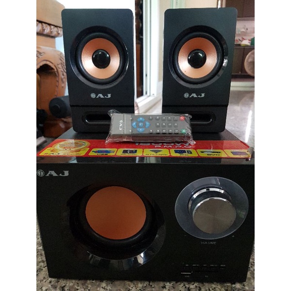 ลำโพงbluetooth AJ hs-101 เสียงดีดังแน่น มือ2 สภาพ99%