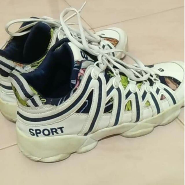 รองเท้าแฟชั่น  sport