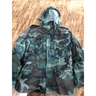 เสื้อแจ็คเก็ต ทหาร USA M65 woodland MEDIUM REGULAR ลายพราง อก22”รอบอก44”