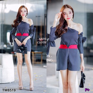 TwinsShopVip💗พร้อมส่ง TW8519 Set เสื้อปาดไหล่ผูกโบว์แขนยาว + กางเกงลายสั้งลายริ้ว