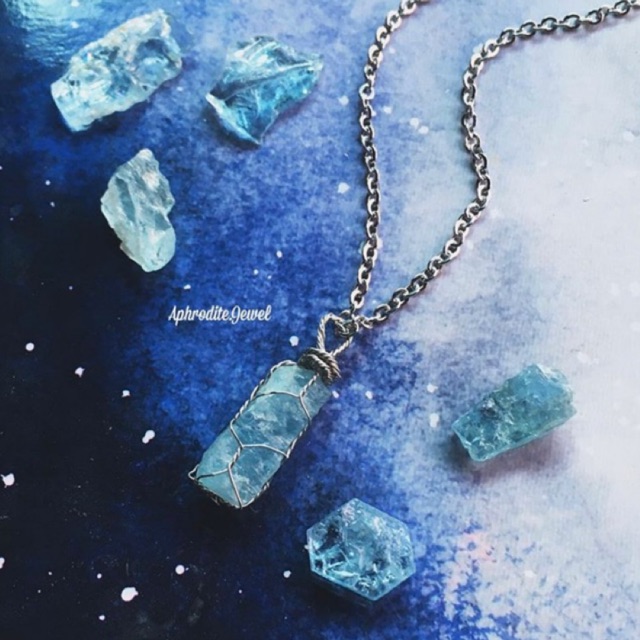 จี้หินแท้ อความารีนดิบ Aquamarine (ราศีมีน) | Shopee Thailand