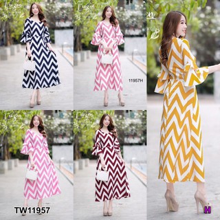 Maxi Dress เดรสยาว แขนสามส่วนแต่งระบายเลเยอร์ KP11957