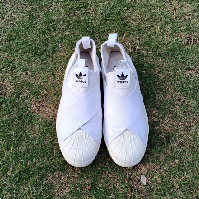 Adidas superstar slip on สีขาว size 39.5 | 24.5 cm