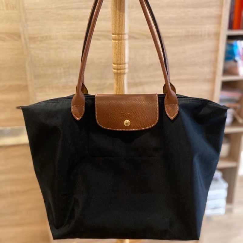 longchamp size M หูยาว มือสอง ของแท้