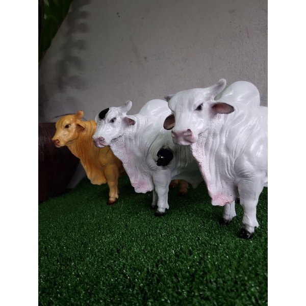 (ราคาต่อ1ตัวคะ) วัว ขนาดสูง17cm ยาว25cm วัวแก้บน วัวแต่งบ้าน แต่งสวน วัวเรซิน