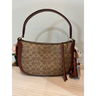 งาน Shop มีถุงผ้า Sutton Crossbody In Signature Canvas (COACH 52577)